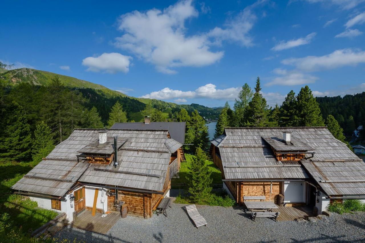 Mei Zeit Huettendorf Turracher Hohe Exterior foto